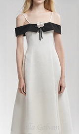 ATALANTA TEXTURED PLEATED SUSPENDER DRESS IN WHITE