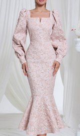 ALICE FLORAL JACQUARD PUFF SLEEVE BODYCON MAXI DRESS IN PINK