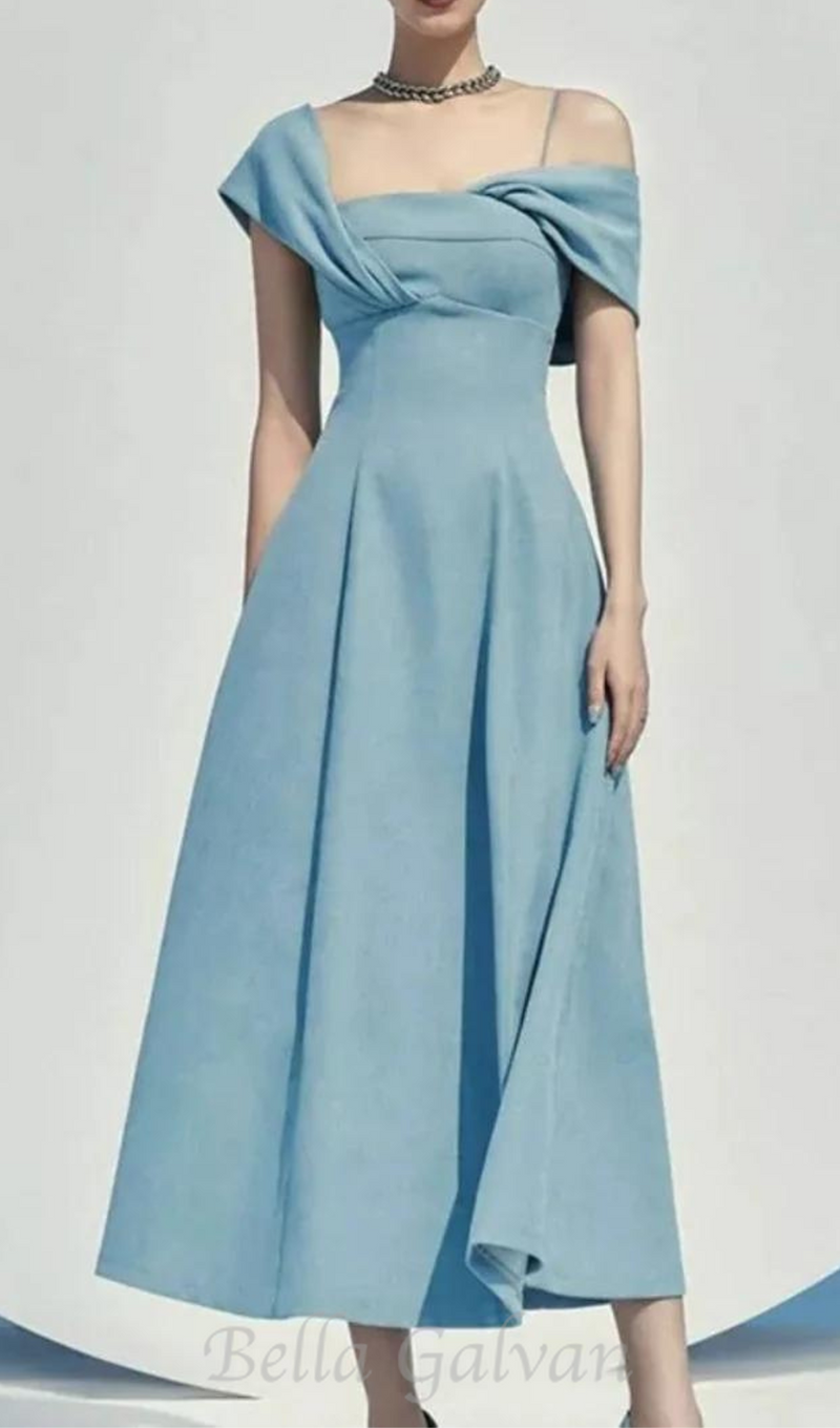 NAOMI ONE-SHOULDER STRAP MIDI DRESS IN BLUE