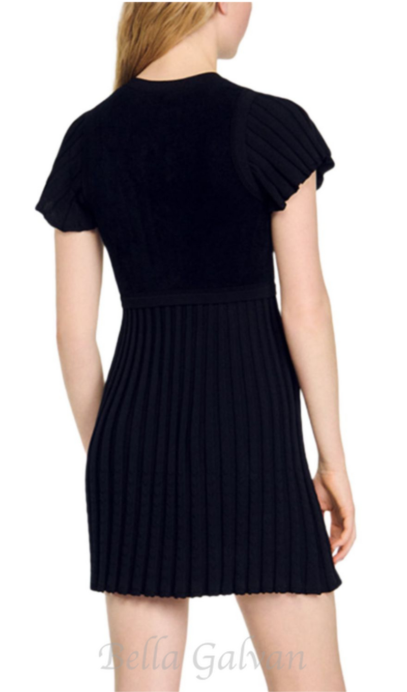 SHEILA BLACK UFFLED CUFFS KNIT MINI DRESS