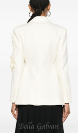 ELIZABETH WHITE FLORAL APPLIQUÉ BLAZER