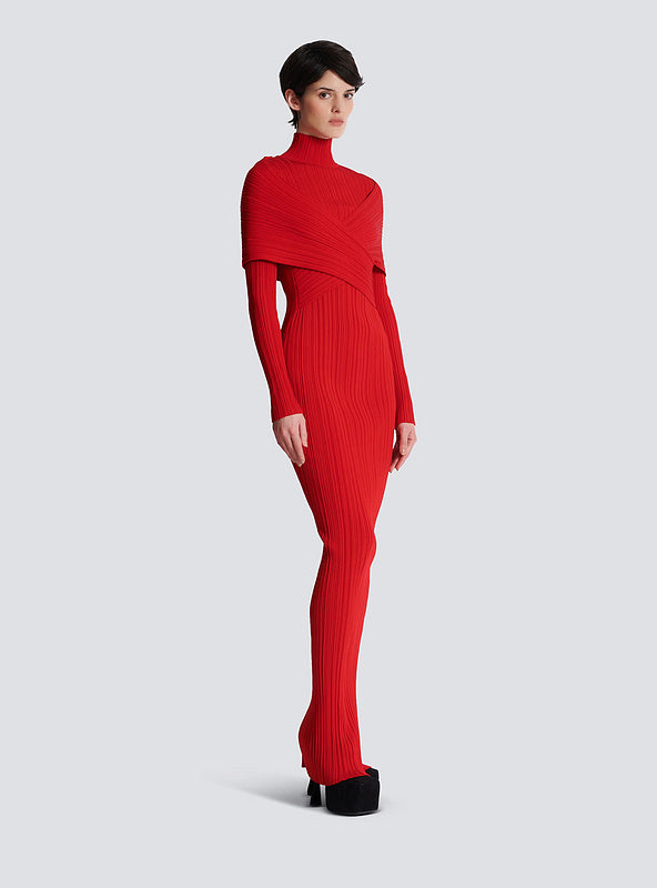 long sleeve pleated knit maxi dress in red