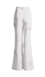 STEREO FLOWER MID-RISE JEANS IN WHITE
