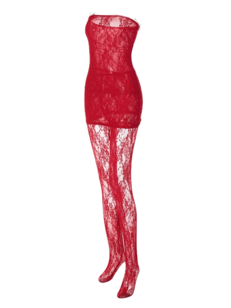 STRAPLESS LACE MINI DRESS IN RED