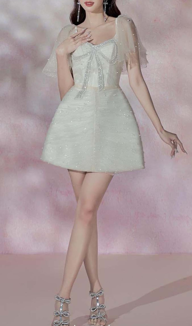 LACE SLEEVE BOW MINI DRESS IN WHITE